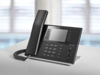 innovaphone-ip-phone-ip222-black-side-view-with-background-screen